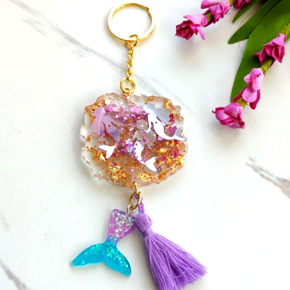 Handmade Purple Mermaids Resin Keychain - Picture 1 of 3